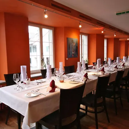 Gasthof Lowen Guest house 3*
