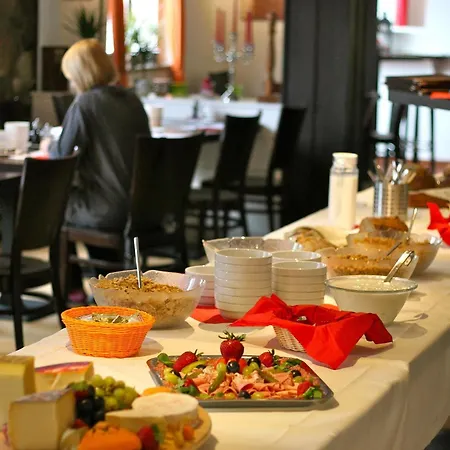 Gasthof Lowen Guest house 3*